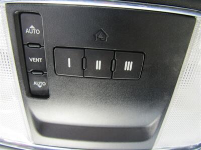 2016 Dodge Charger SXT,CONV PKG,COMFORT PKG,RVC,SILVER CERTIFIED - Photo 33 - Haddon Twp, NJ 08107