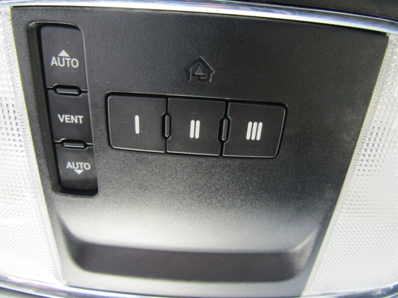 2016 Dodge Charger SXT,CONV PKG,COMFORT PKG,RVC,SILVER CERTIFIED - Photo 33 - Haddon Twp, NJ 08107