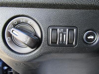 2016 Dodge Charger SXT,CONV PKG,COMFORT PKG,RVC,SILVER CERTIFIED - Photo 24 - Haddon Twp, NJ 08107