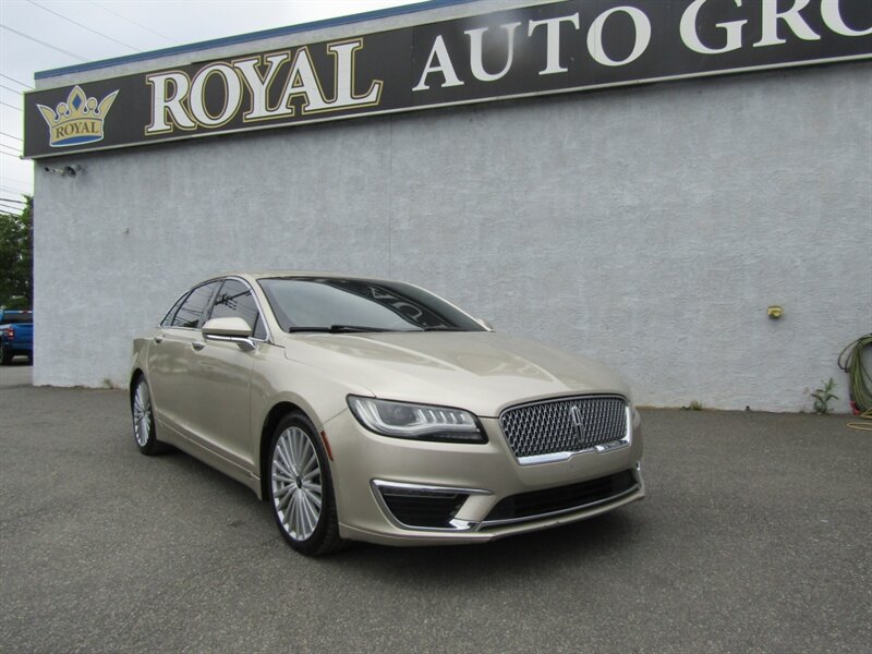 2017 Lincoln MKZ Reserve AWD's photo