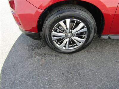 2018 Nissan Pathfinder SV,AWD,CONV PKG,RVC,PWR PKG,SILVER CERTIFIED   - Photo 12 - Haddon Twp, NJ 08107