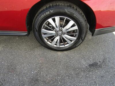 2018 Nissan Pathfinder SV,AWD,CONV PKG,RVC,PWR PKG,SILVER CERTIFIED   - Photo 13 - Haddon Twp, NJ 08107