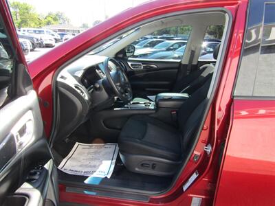 2018 Nissan Pathfinder SV,AWD,CONV PKG,RVC,PWR PKG,SILVER CERTIFIED   - Photo 32 - Haddon Twp, NJ 08107