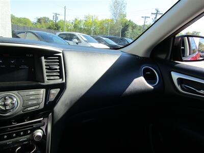 2018 Nissan Pathfinder SV,AWD,CONV PKG,RVC,PWR PKG,SILVER CERTIFIED   - Photo 53 - Haddon Twp, NJ 08107