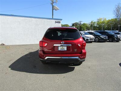 2018 Nissan Pathfinder SV,AWD,CONV PKG,RVC,PWR PKG,SILVER CERTIFIED   - Photo 6 - Haddon Twp, NJ 08107