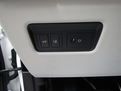 2017 Land Rover Range Rover AWD,NAV,PREM ADVANCED PKG, RVC,SILVER CERTIFIED   - Photo 64 - Haddon Twp, NJ 08107