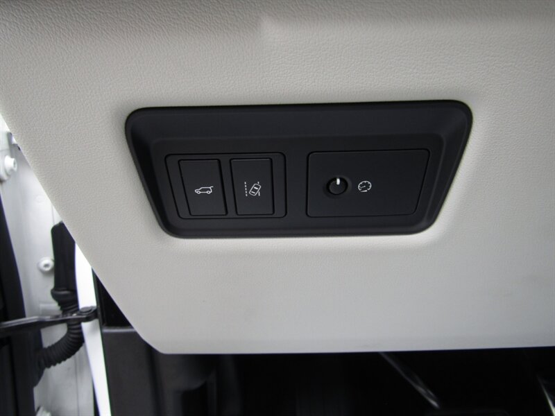 2017 Land Rover Range Rover AWD,NAV,PREM ADVANCED PKG, RVC,SILVER CERTIFIED - Photo 64 - Haddon Twp, NJ 08107
