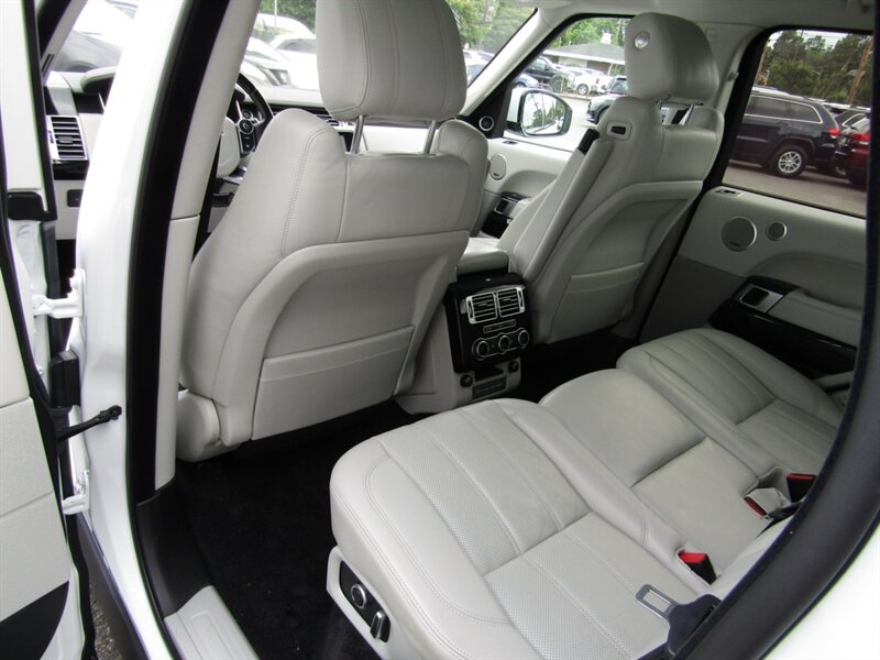 2017 Land Rover Range Rover AWD,NAV,PREM ADVANCED PKG, RVC,SILVER CERTIFIED - Photo 44 - Haddon Twp, NJ 08107