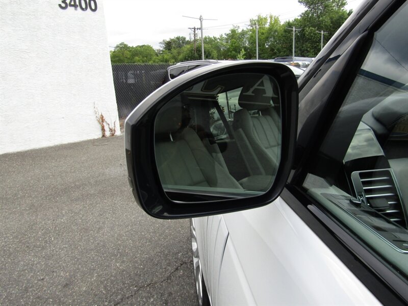 2017 Land Rover Range Rover AWD,NAV,PREM ADVANCED PKG, RVC,SILVER CERTIFIED - Photo 24 - Haddon Twp, NJ 08107