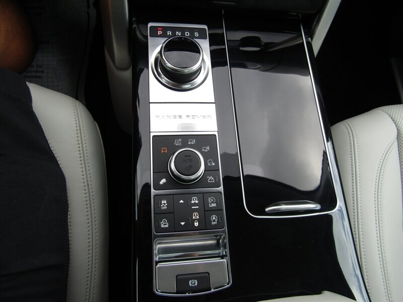 2017 Land Rover Range Rover AWD,NAV,PREM ADVANCED PKG, RVC,SILVER CERTIFIED - Photo 70 - Haddon Twp, NJ 08107