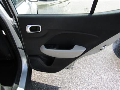 2020 Hyundai VENUE SEL,TECH PKG,CONV PKG,RVC,SILVER CERTIFIED   - Photo 34 - Haddon Twp, NJ 08107