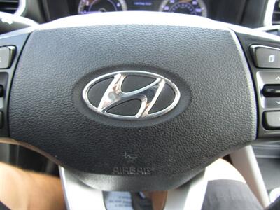 2020 Hyundai VENUE SEL,TECH PKG,CONV PKG,RVC,SILVER CERTIFIED   - Photo 46 - Haddon Twp, NJ 08107