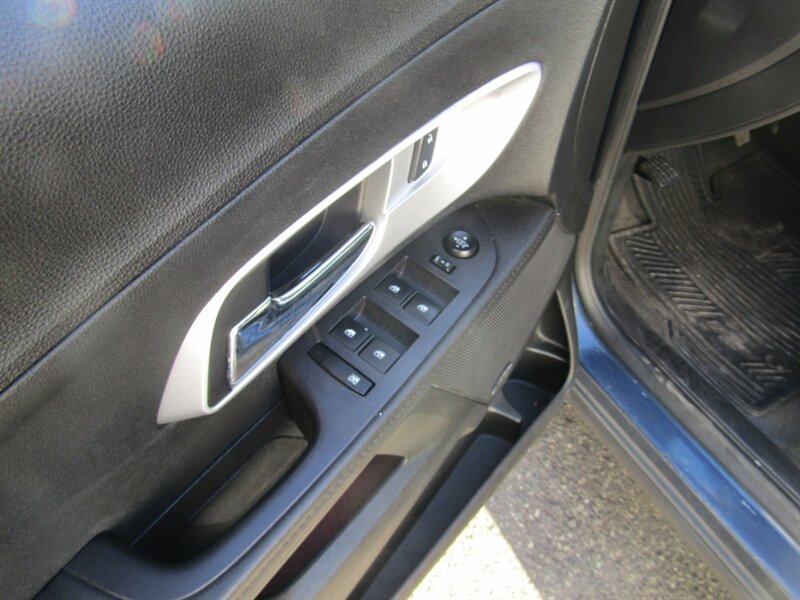 2017 Chevrolet Equinox PREM,AWD,NAV,TECH PKG,RVC,SILVER CERTIFIED   - Photo 29 - Haddon Twp, NJ 08107