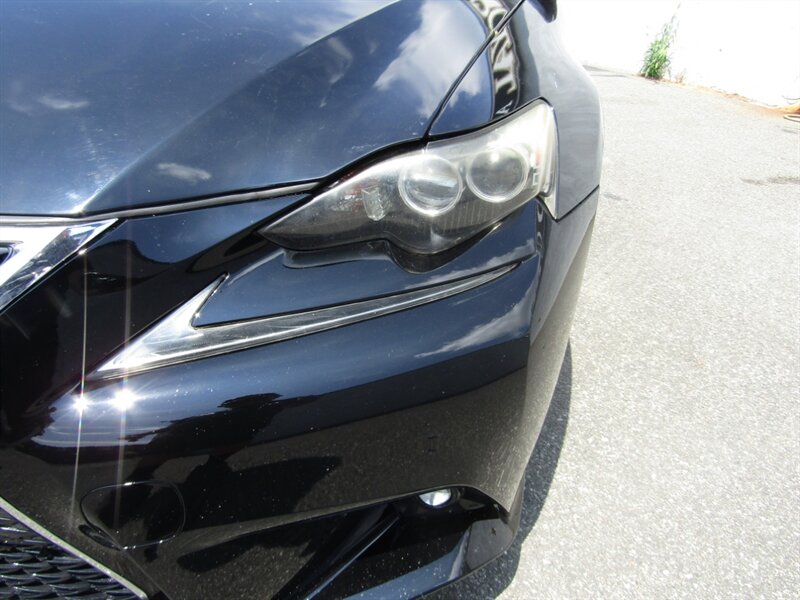2015 Lexus IS - Photo 12 - Haddon Twp, NJ 08107