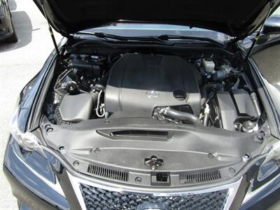 2015 Lexus IS   - Photo 72 - Haddon Twp, NJ 08107