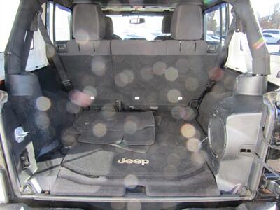 2013 Jeep Wrangler SAHARA4x4,NAV,CONV PKG,RVC,SILVER CERTIFIED   - Photo 28 - Haddon Twp, NJ 08107