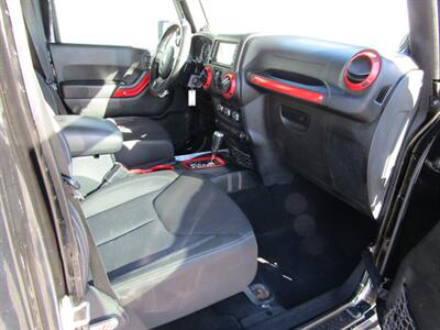 2013 Jeep Wrangler SAHARA4x4,NAV,CONV PKG,RVC,SILVER CERTIFIED   - Photo 24 - Haddon Twp, NJ 08107