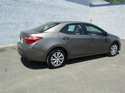 2018 Toyota Corolla LE,CONV PKG,RVC,SILVER CERTIFIED - Photo 8 - Haddon Twp, NJ 08107