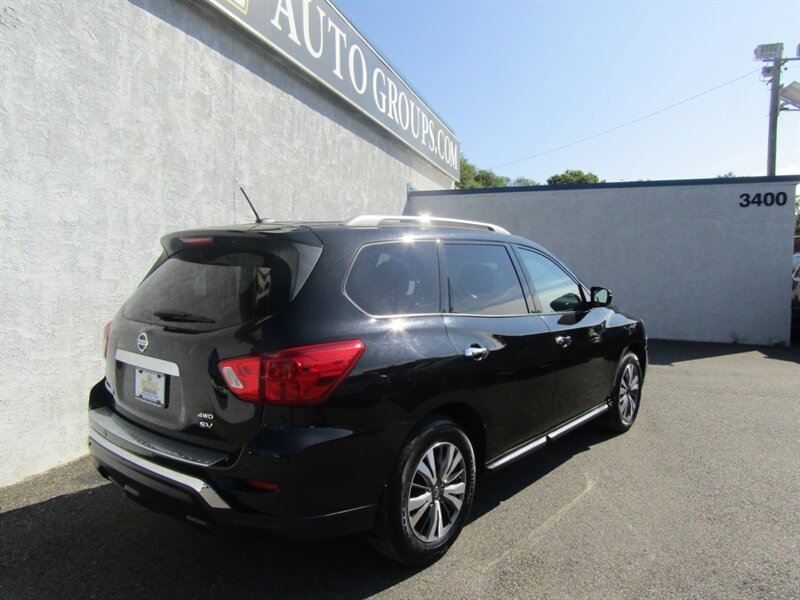 2017 Nissan Pathfinder SV - Photo 8 - Haddon Twp, NJ 08107