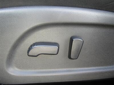 2017 Nissan Pathfinder SV - Photo 10 - Haddon Twp, NJ 08107