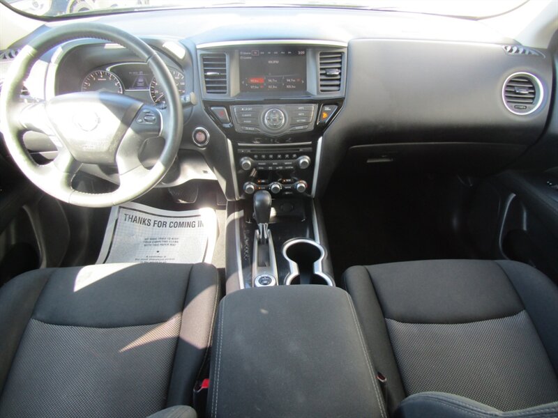 2017 Nissan Pathfinder SV - Photo 21 - Haddon Twp, NJ 08107