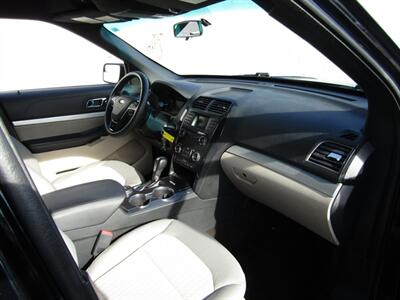 2018 Ford Explorer 4x4,CONV PKG,SILVER CERTIFIED   - Photo 18 - Haddon Twp, NJ 08107