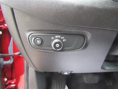 2024 Chevrolet Equinox LT.DR.ASST PKG,PANOROOF,CONV PKG,SILVER CERTIFIED - Photo 16 - Haddon Twp, NJ 08107