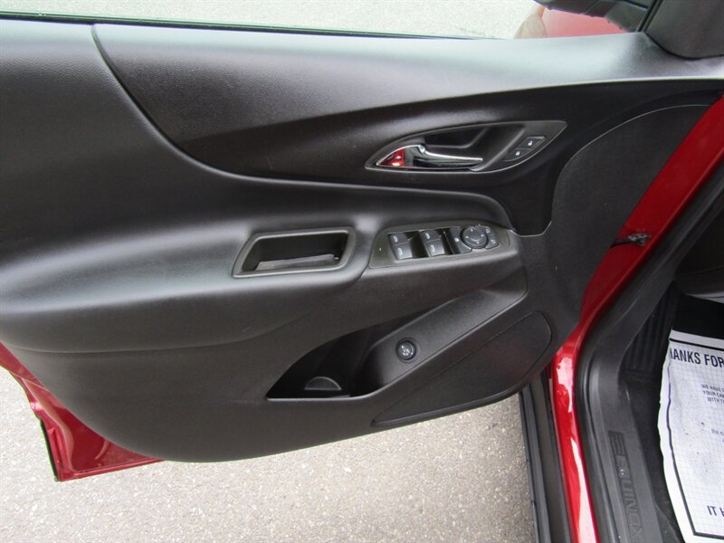 2024 Chevrolet Equinox LT.DR.ASST PKG,PANOROOF,CONV PKG,SILVER CERTIFIED - Photo 11 - Haddon Twp, NJ 08107