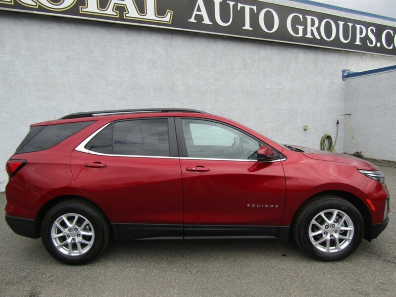 2024 Chevrolet Equinox LT.DR.ASST PKG,PANOROOF,CONV PKG,SILVER CERTIFIED - Photo 4 - Haddon Twp, NJ 08107