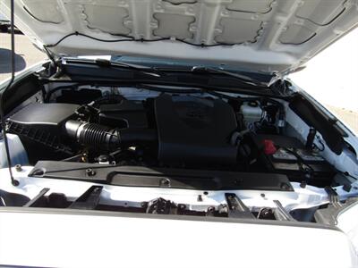 2021 Toyota Tacoma 4X4 V6 SR TRD OFF-ROAD ,TECH PKG ,SILVER CERTIFIED   - Photo 44 - Haddon Twp, NJ 08107