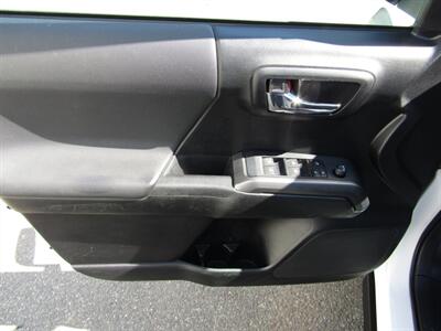 2021 Toyota Tacoma 4X4 V6 SR TRD OFF-ROAD ,TECH PKG ,SILVER CERTIFIED   - Photo 13 - Haddon Twp, NJ 08107