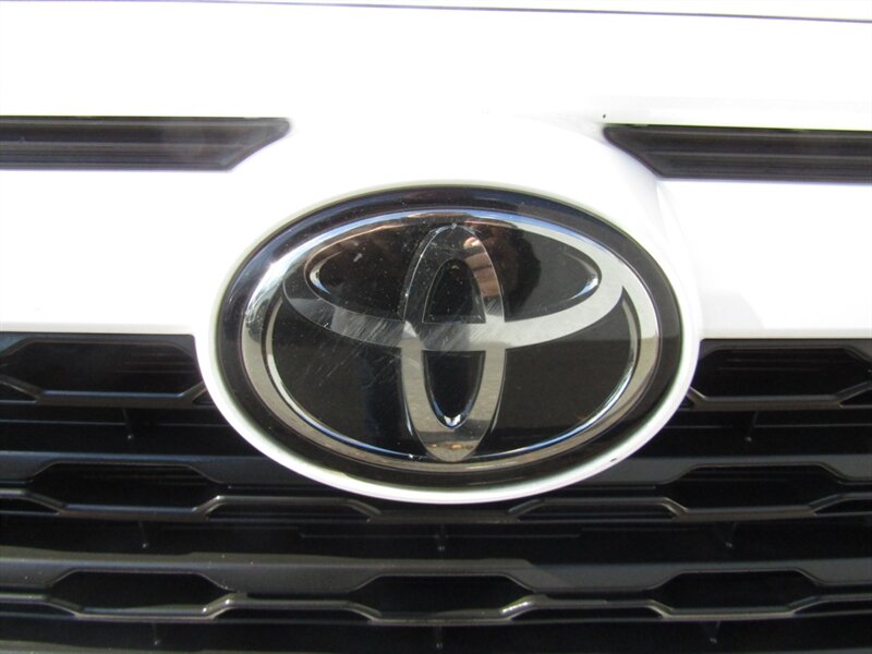 2019 Toyota RAV4 LE AWD,CONV PKG,PWR PKG RVC,SILVER CERTIFIED - Photo 9 - Haddon Twp, NJ 08107