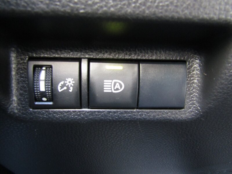 2019 Toyota RAV4 LE AWD,CONV PKG,PWR PKG RVC,SILVER CERTIFIED - Photo 26 - Haddon Twp, NJ 08107