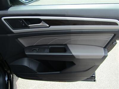 2023 Volkswagen Atlas AWD, PREM PKG,TECH PKG,RVC,SILVER CERTIFIED   - Photo 49 - Haddon Twp, NJ 08107