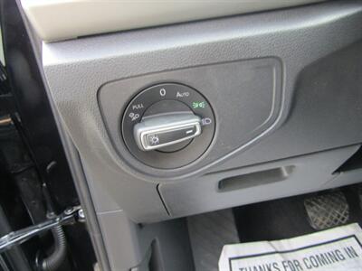 2023 Volkswagen Atlas AWD, PREM PKG,TECH PKG,RVC,SILVER CERTIFIED   - Photo 55 - Haddon Twp, NJ 08107