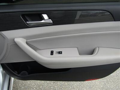 2019 Hyundai SONATA Hybrid LIMITED,NAV,PANO,TECH PKG,SILVER CERTIFIED   - Photo 23 - Haddon Twp, NJ 08107