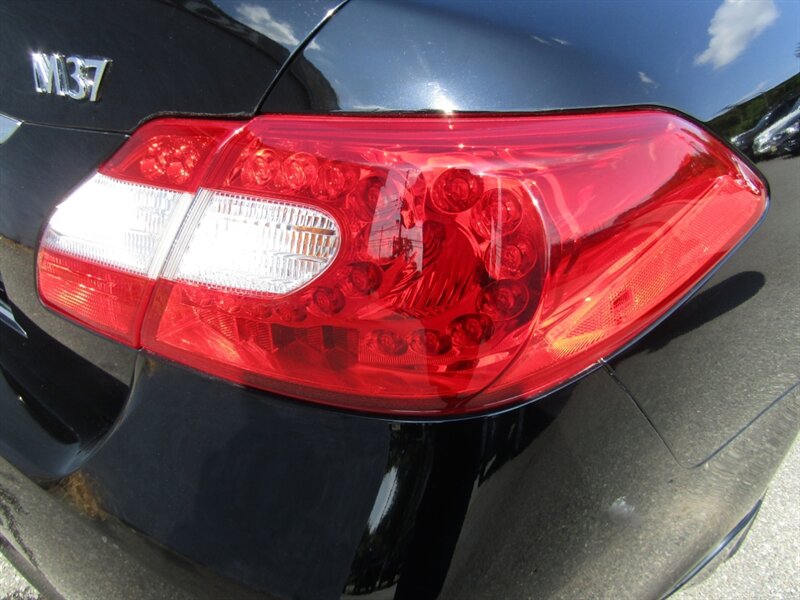 2013 INFINITI M37 NAV,PREM PKG,COMFORT PKG,RVC,SILVER CERTIFIED - Photo 18 - Haddon Twp, NJ 08107
