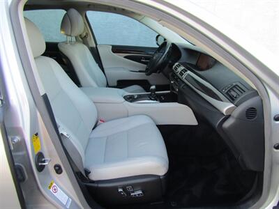 2013 Lexus LS NAV,COMFORT PKG,ALL WEATHER PKG,SILVER CERTIFIED - Photo 19 - Haddon Twp, NJ 08107