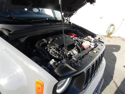 2021 Jeep Renegade LIMITED,AWD,NAV,TECH PKG,SILVER CERTIFIED   - Photo 40 - Haddon Twp, NJ 08107