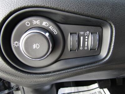 2021 Jeep Renegade LIMITED,AWD,NAV,TECH PKG,SILVER CERTIFIED   - Photo 25 - Haddon Twp, NJ 08107