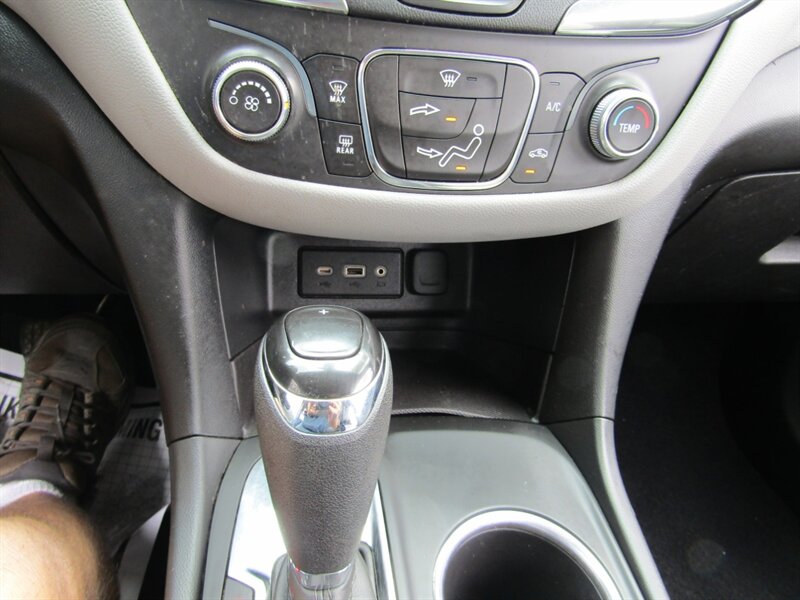 2021 Chevrolet Equinox LS,PWR PKG,CONV PKG,,SILVER CERTIFIED - Photo 46 - Haddon Twp, NJ 08107