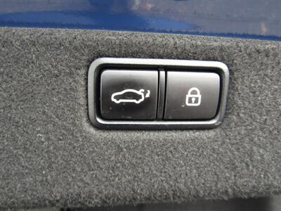 2015 Hyundai Genesis AWD,ULTIMATE SIGNATURE TECH PKG,,SILVER CERTIFIED - Photo 20 - Haddon Twp, NJ 08107