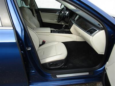 2015 Hyundai Genesis AWD,ULTIMATE SIGNATURE TECH PKG,,SILVER CERTIFIED - Photo 23 - Haddon Twp, NJ 08107