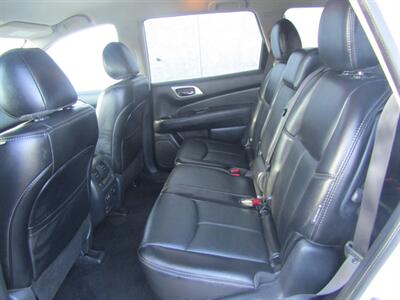 2020 Nissan Pathfinder AWD,NAV,DR.ASST PKG,TECH PKG,RVC,SILVER CERTIFIED - Photo 14 - Haddon Twp, NJ 08107