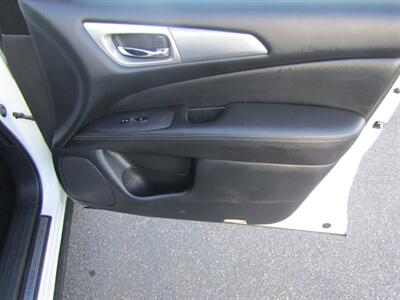 2020 Nissan Pathfinder AWD,NAV,DR.ASST PKG,TECH PKG,RVC,SILVER CERTIFIED - Photo 22 - Haddon Twp, NJ 08107