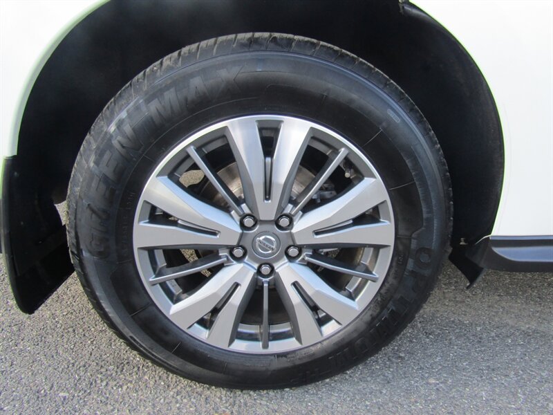 2020 Nissan Pathfinder AWD,NAV,DR.ASST PKG,TECH PKG,RVC,SILVER CERTIFIED - Photo 33 - Haddon Twp, NJ 08107