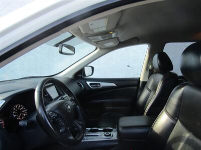 2020 Nissan Pathfinder AWD,NAV,DR.ASST PKG,TECH PKG,RVC,SILVER CERTIFIED - Photo 12 - Haddon Twp, NJ 08107