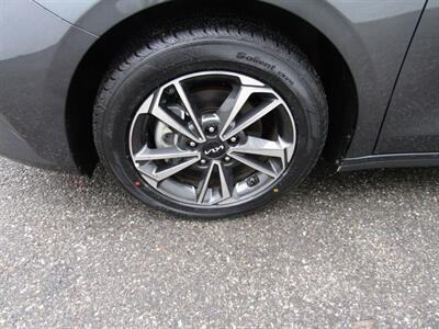 2023 Kia Forte LXS,DR.ASST PKG,RVC.TECH PKG, SILVER CERTIFIED   - Photo 33 - Haddon Twp, NJ 08107