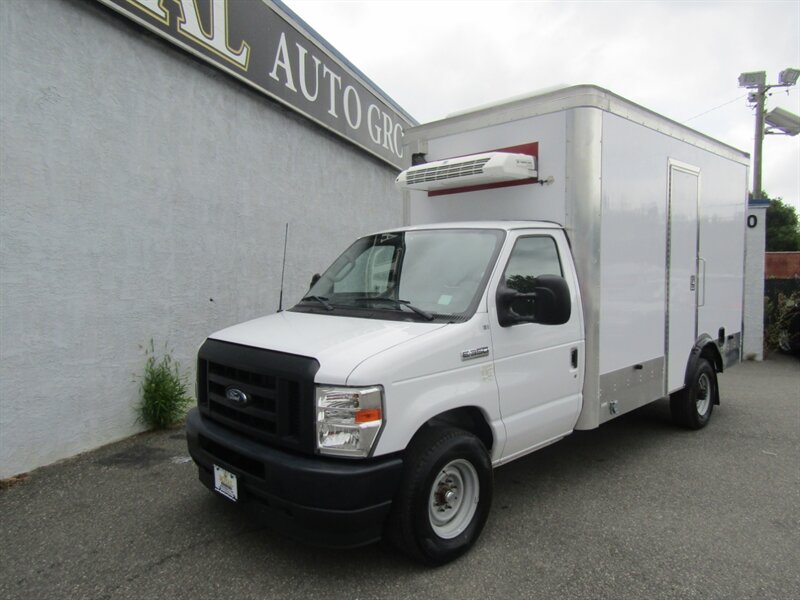 2023 Ford E-Series REFRIGERATED/FREEZER BOX – THERMO KING V320 ELECTRIC STANDBY - Photo 7 - Haddon Twp, NJ 08107