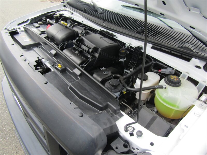 2023 Ford E-Series REFRIGERATED/FREEZER BOX – THERMO KING V320 ELECTRIC STANDBY - Photo 39 - Haddon Twp, NJ 08107